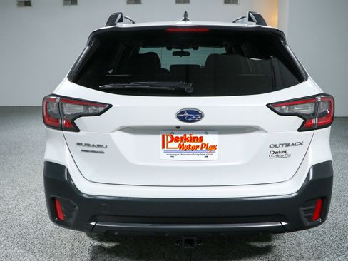 Used 2022 Subaru Outback Premium AWD/4WD image 8