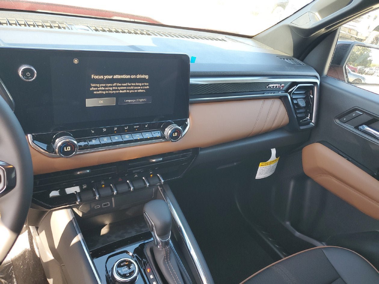 New 2026 GMC Canyon AT4 AWD/4WD image 27