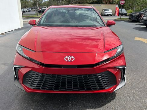 Used 2026 Toyota Camry SE FWD image 6