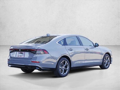 New 2026 Honda Accord EX-L image 5