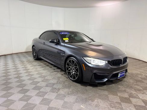 Used 2016 BMW M4 Convertible image 9