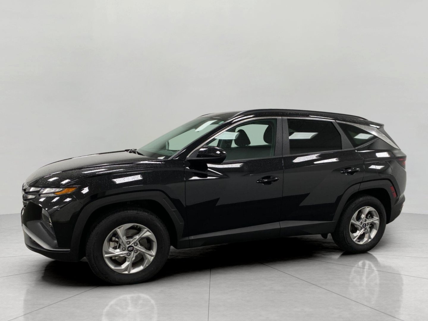 Certified 2024 Hyundai Tucson SEL AWD/4WD image 8