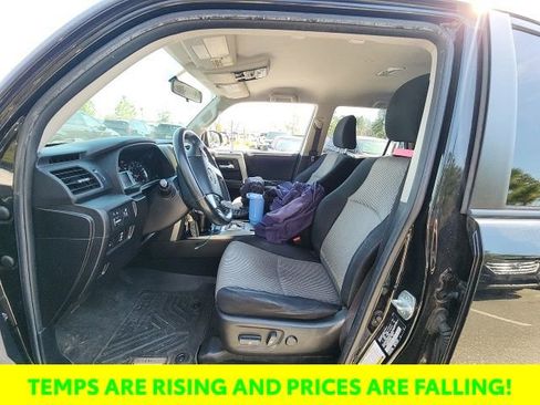 Used 2014 Toyota 4Runner SR5 image 22