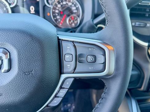 New 2026 RAM 2500 Big Horn AWD/4WD image 19