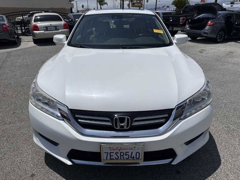 Used 2014 Honda Accord Touring image 2