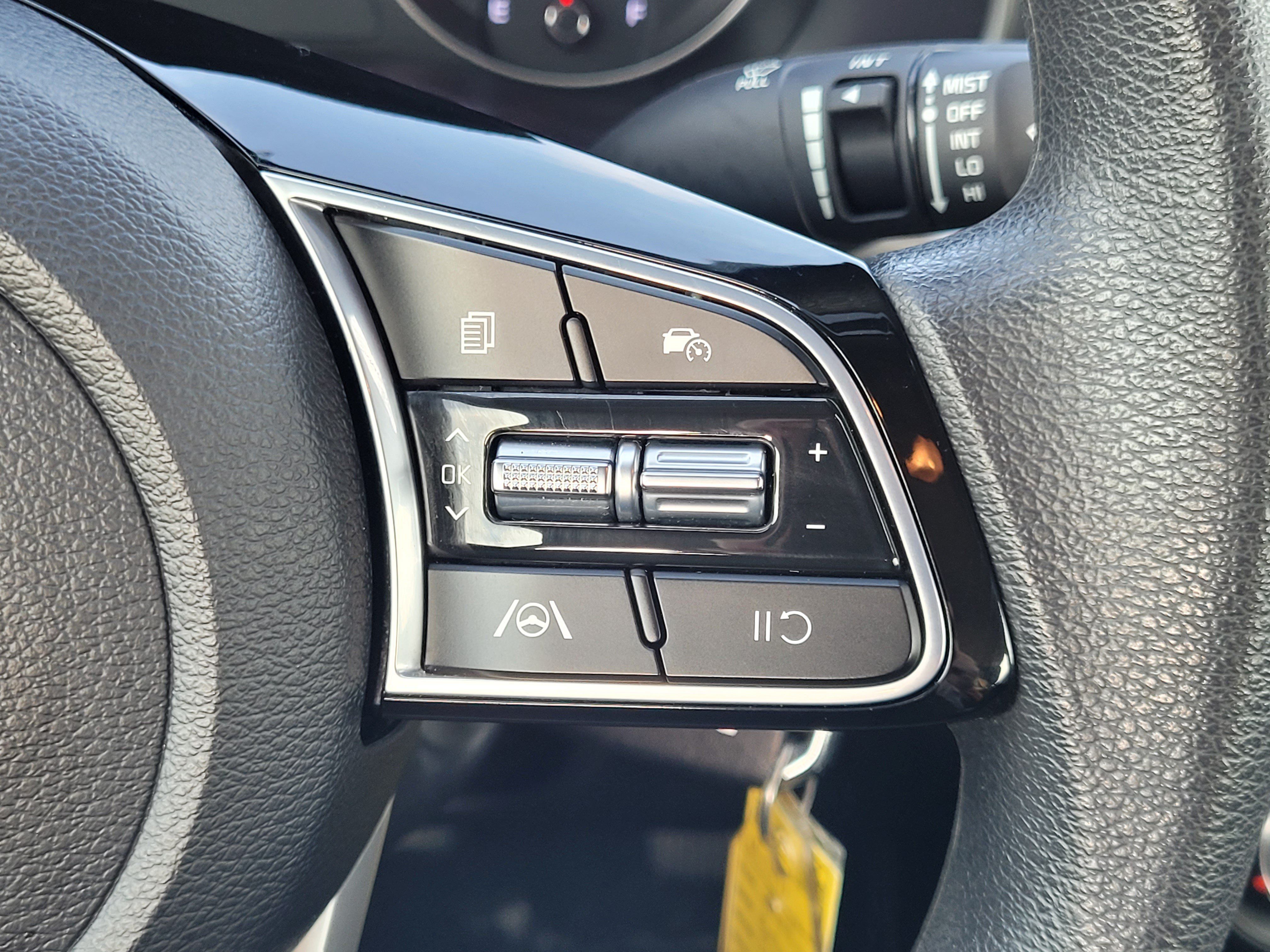 Used 2023 Kia Forte LXS FWD image 13