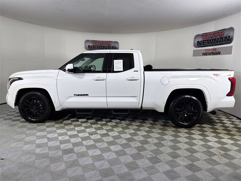 Used 2022 Toyota Tundra SR5 image 6