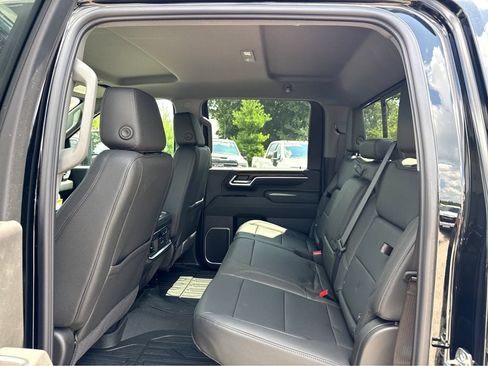 New 2026 GMC Sierra 2500 SLT AWD/4WD image 7