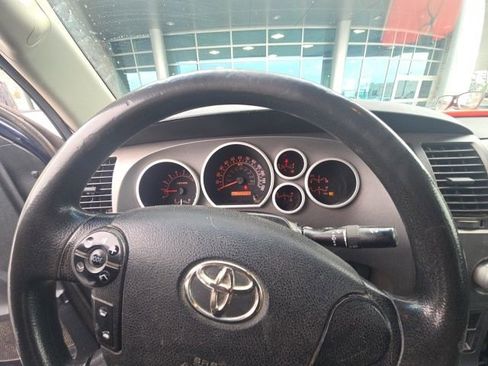 Used 2012 Toyota Tundra 4x4 Double Cab w/ TRD Off-Road Pkg image 11