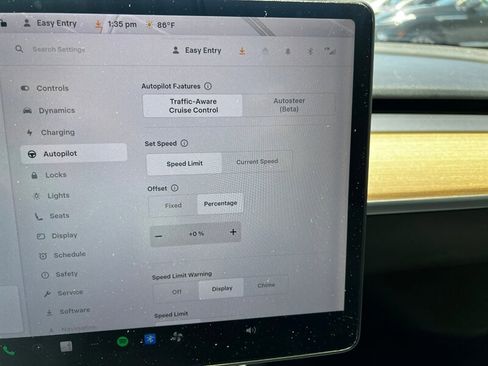 Used 2018 Tesla Model 3 Long Range RWD image 27