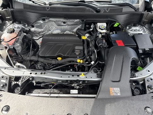 Used 2026 Chevrolet Trax LS w/ LS Convenience Package FWD image 35