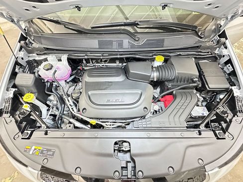 New 2026 Chrysler Pacifica Select image 52