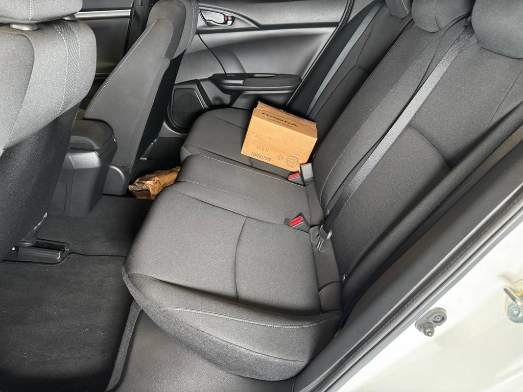 Used 2018 Honda Civic Sport image 21