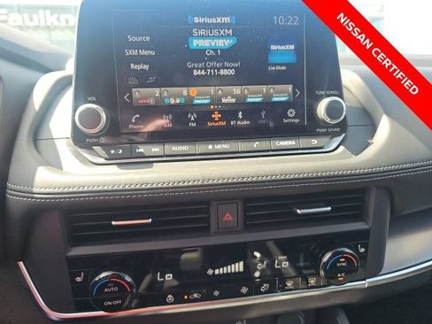 Certified 2025 Nissan Rogue SV w/ SV Premium Package AWD/4WD image 17