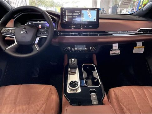New 2026 Mitsubishi Outlander SEL FWD image 5