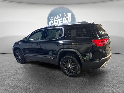 Used 2019 GMC Acadia SLT w/ LPO, Floor Liner Package image 6