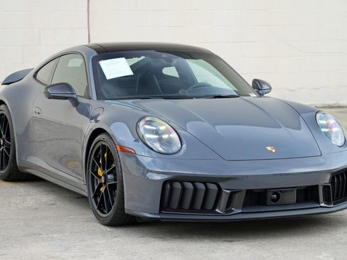 Used 2025 Porsche 911 Carrera 4 GTS AWD/4WD image 53