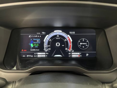 Used 2024 Toyota Tundra Limited AWD/4WD image 18