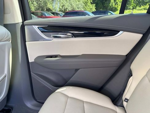 New 2025 Cadillac XT6 Premium Luxury w/ Technology Package image 15