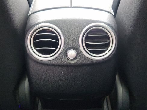 Used 2022 Mercedes-Benz GLC 300 4MATIC w/ AMG Line image 30