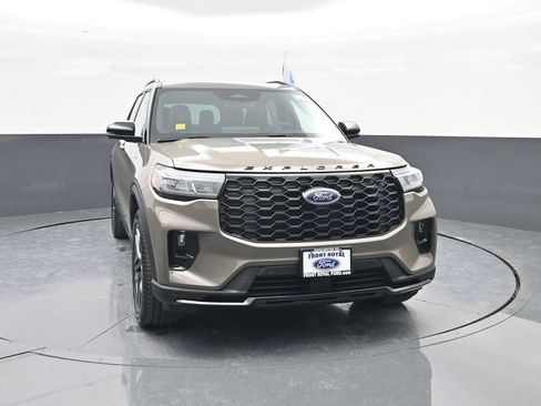 New 2026 Ford Explorer ST-Line w/ ST-Line Street Pack image 2