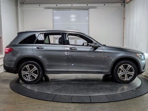 Used 2019 Mercedes-Benz GLC 350e GLC 350e 4MATIC Plug-In Hybrid image 10