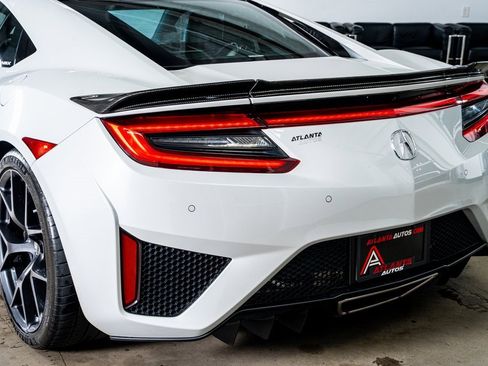 Used 2017 Acura NSX image 25