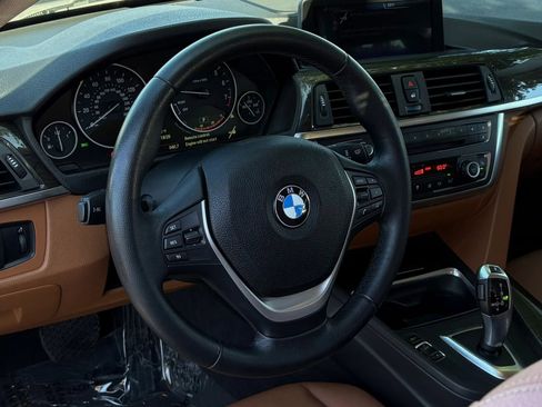 Used 2015 BMW 328i Sedan RWD image 12