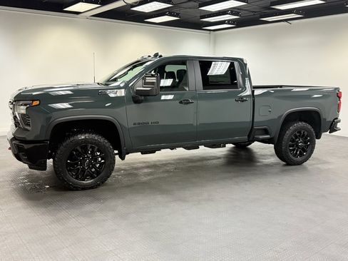 New 2026 Chevrolet Silverado 2500 LT w/ Trail Boss Package image 2