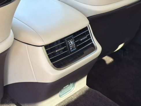 Used 2019 Lexus LS 500 image 29