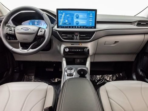 Used 2025 Ford Escape SE w/ PHEV Premium Package FWD image 23