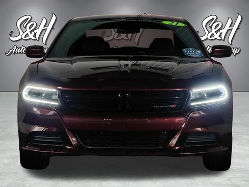 Used 2021 Dodge Charger SXT w/ Leather Interior Group RWD image 19