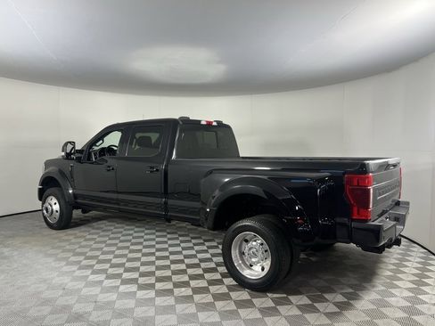 Used 2021 Ford F450 Platinum w/ FX4 Off-Road Package image 8