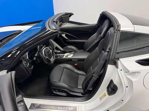 Used 2017 Chevrolet Corvette Z06 w/ Z07 Performance Package RWD image 15