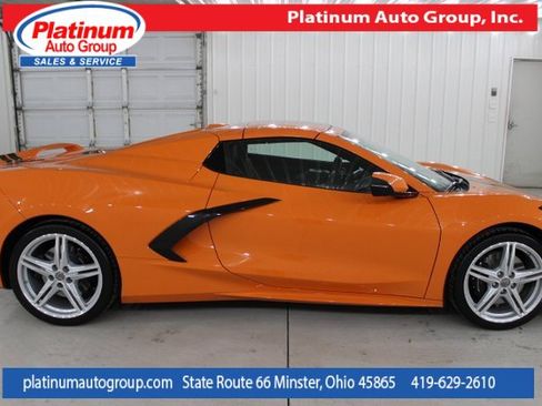 Used 2024 Chevrolet Corvette Stingray Preferred Conv w/ Z51 Performance Package image 9