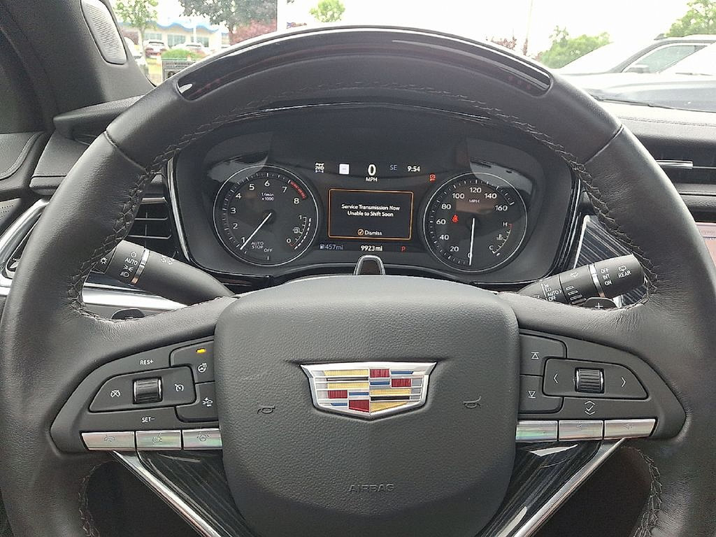 Used 2025 Cadillac XT6 Premium Luxury w/ Technology Package AWD/4WD image 21