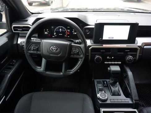 Used 2025 Toyota Tacoma SR5 image 6