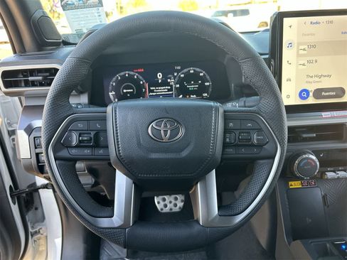 Used 2025 Toyota Tacoma TRD Sport w/ TRD Sport Upgrade Package image 15