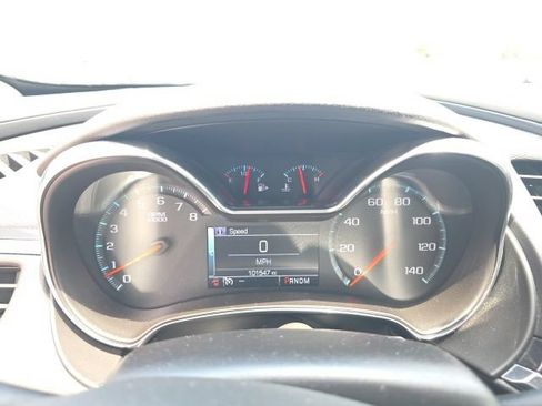 Used 2014 Chevrolet Impala LT w/ Convenience Package FWD image 11
