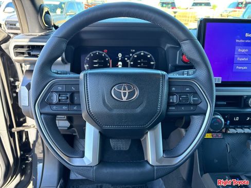 Certified 2026 Toyota 4Runner TRD Off-Road Premium AWD/4WD image 21