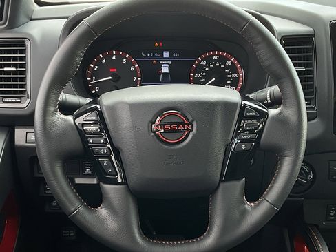 Used 2024 Nissan Frontier PRO-4X w/ Pro Convenience Package image 25