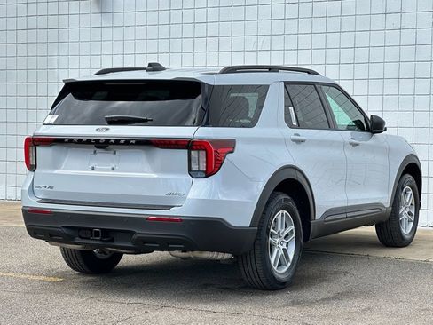 New 2026 Ford Explorer Active image 32