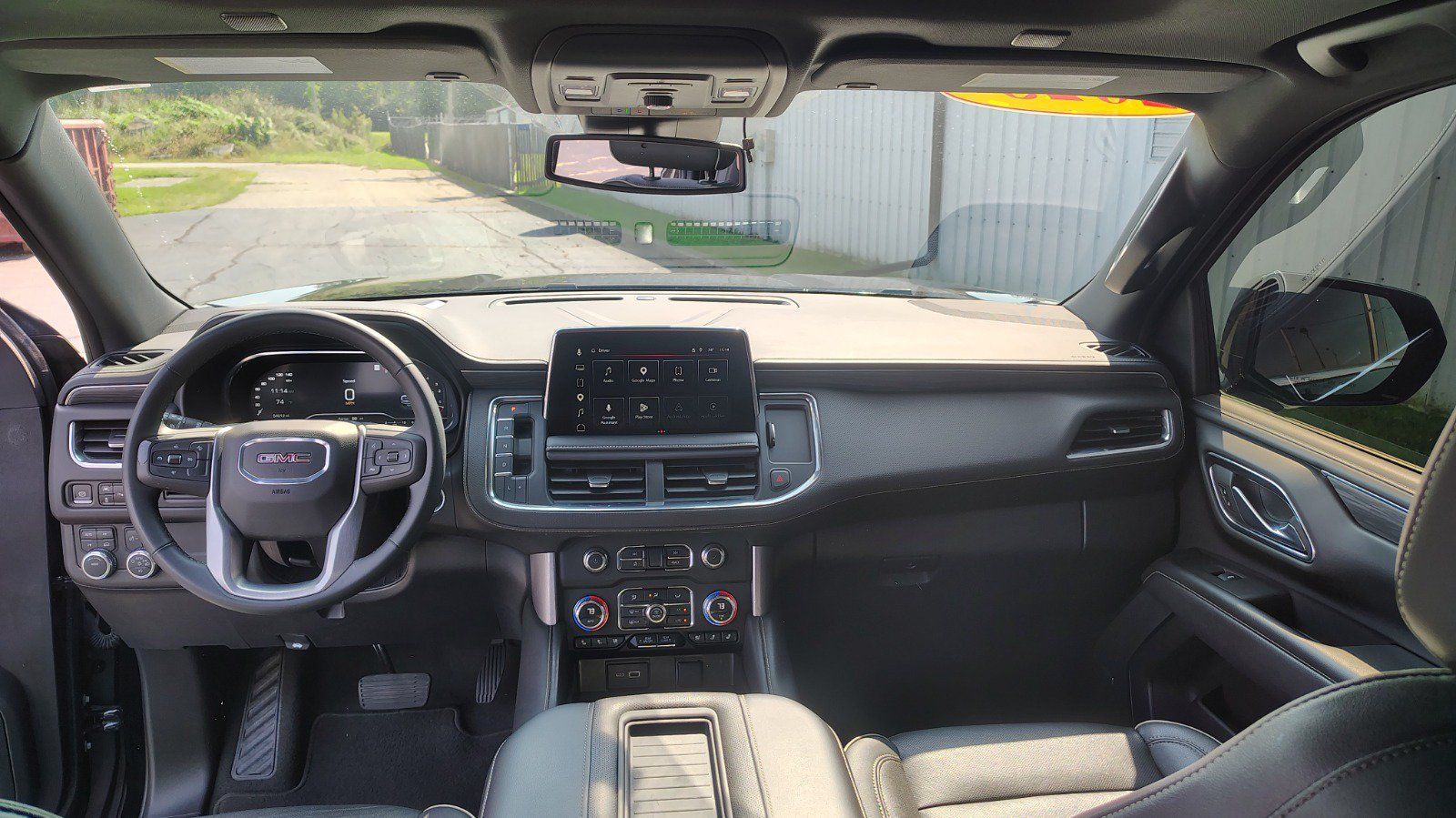 Used 2023 GMC Yukon SLT AWD/4WD image 28