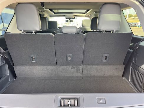 New 2026 Ford Expedition Active image 10