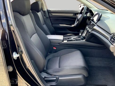 Used 2021 Honda Accord LX image 9