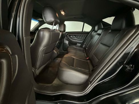 Used 2018 Ford Taurus Limited FWD image 13