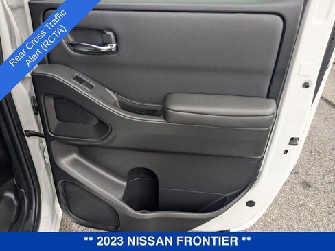 Used 2023 Nissan Frontier SV w/ Technology Package image 38
