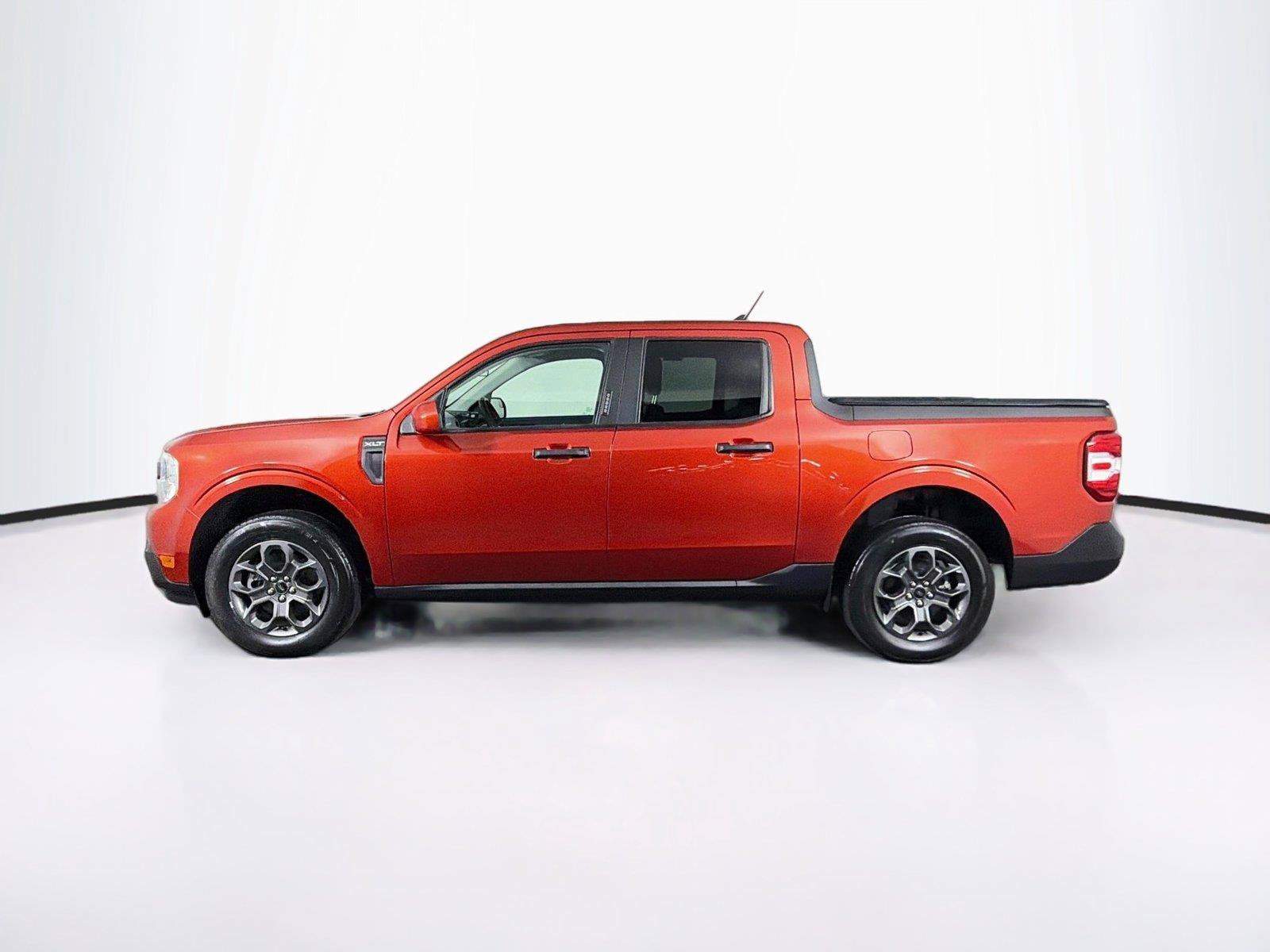 Used 2023 Ford Maverick XLT w/ XLT Luxury Package FWD image 8