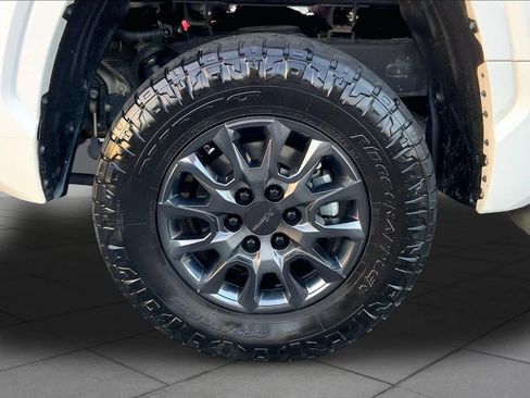 Used 2024 Toyota Tundra SR AWD/4WD image 11