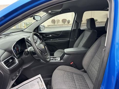 Certified 2024 Chevrolet Equinox LT w/ LPO, Floor Liner Package image 18